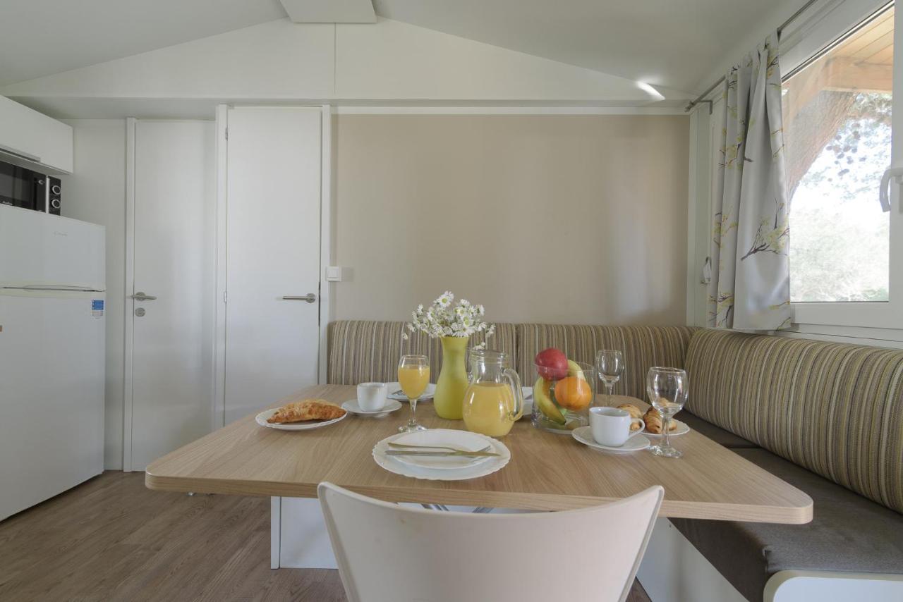 Salve Croatia Mobile Homes In Amadria Park Trogir Seget Vranjica Eksteriør bilde
