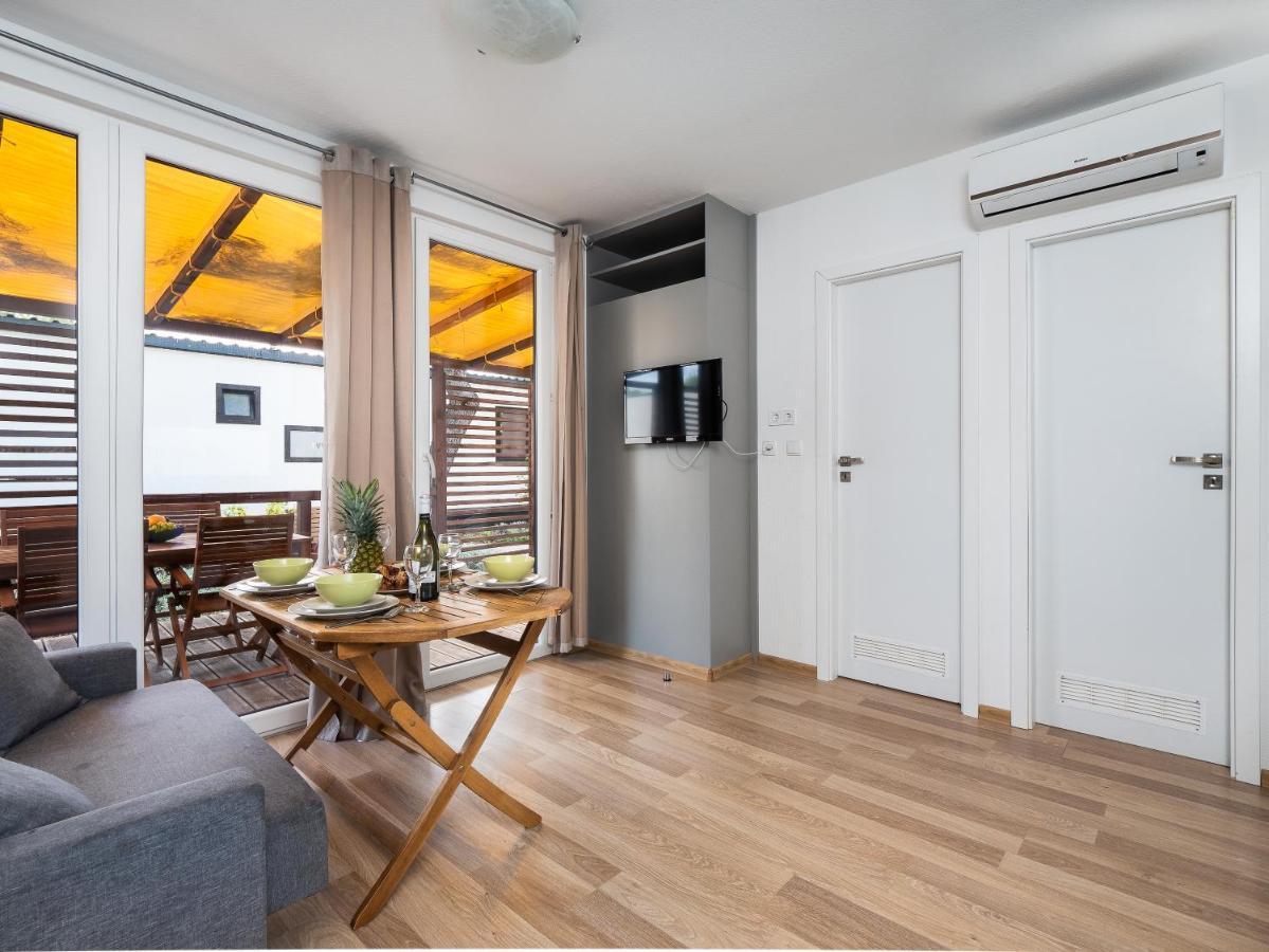Salve Croatia Mobile Homes In Amadria Park Trogir Seget Vranjica Eksteriør bilde