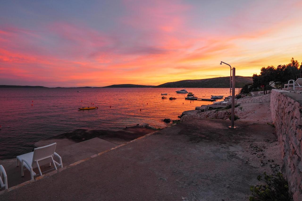 Salve Croatia Mobile Homes In Amadria Park Trogir Seget Vranjica Eksteriør bilde